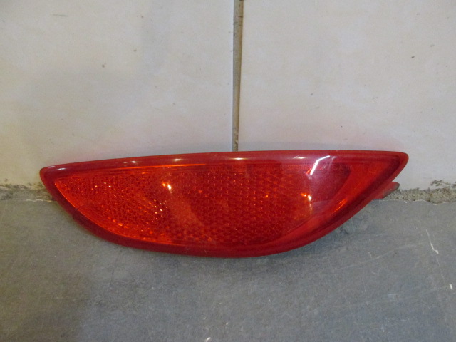 Фонарь задний в бампер правый