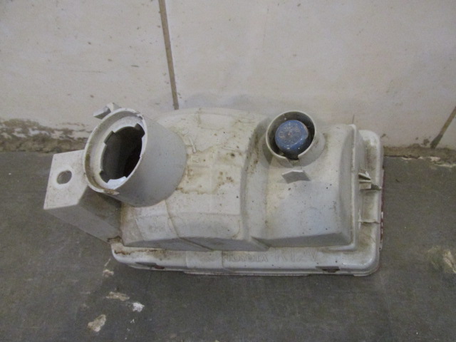 Фонарь задний в бампер правый