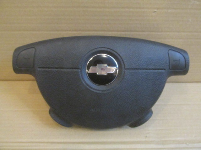 Подушка безопасности в рулевое колесо