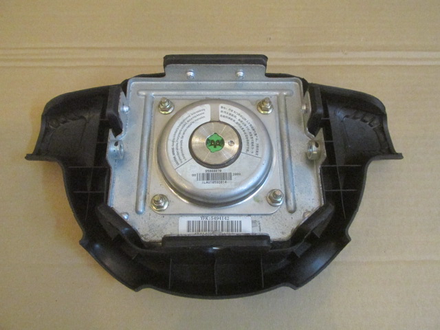 Подушка безопасности в рулевое колесо