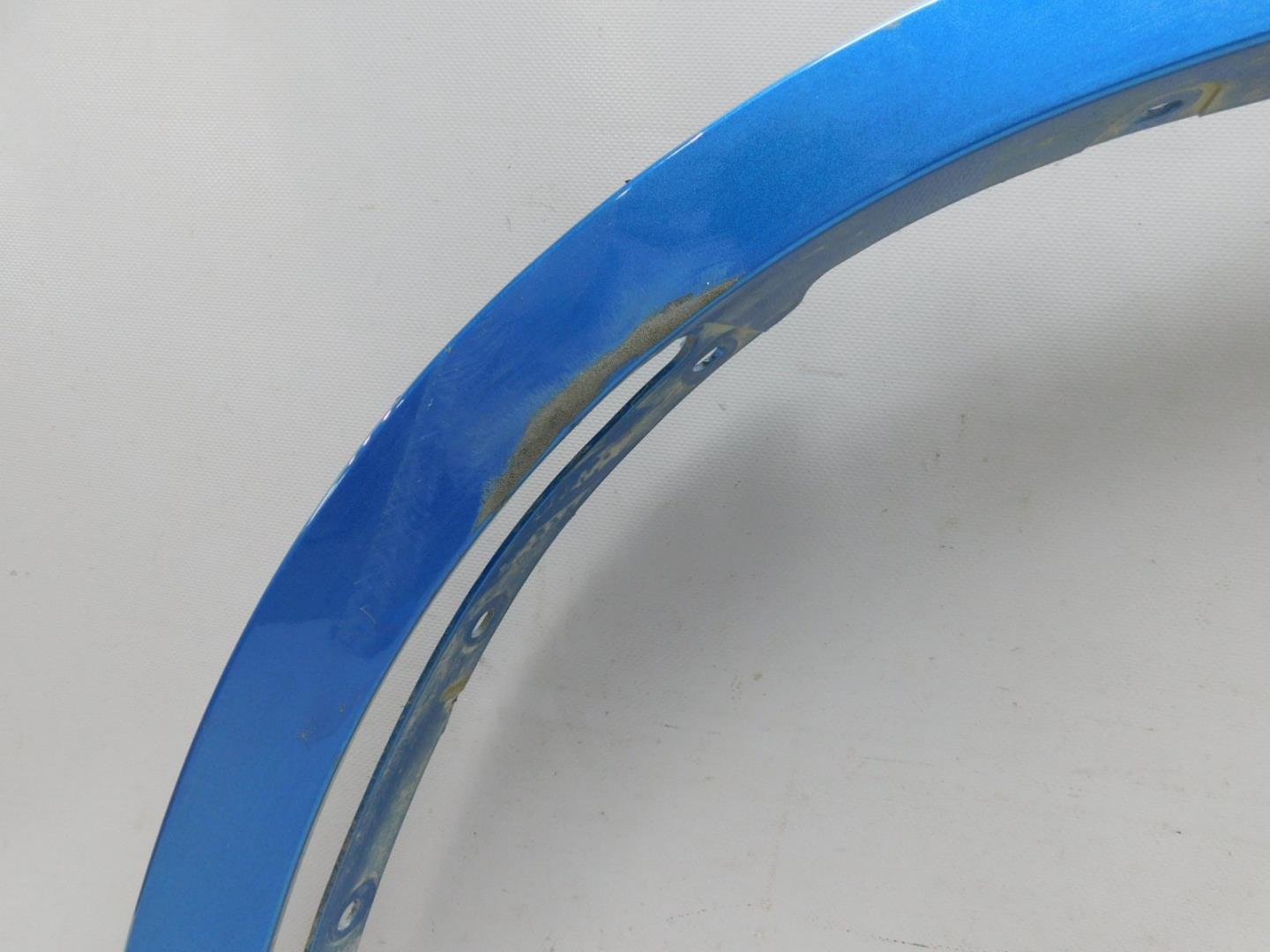 Накладка крыла переднего левого