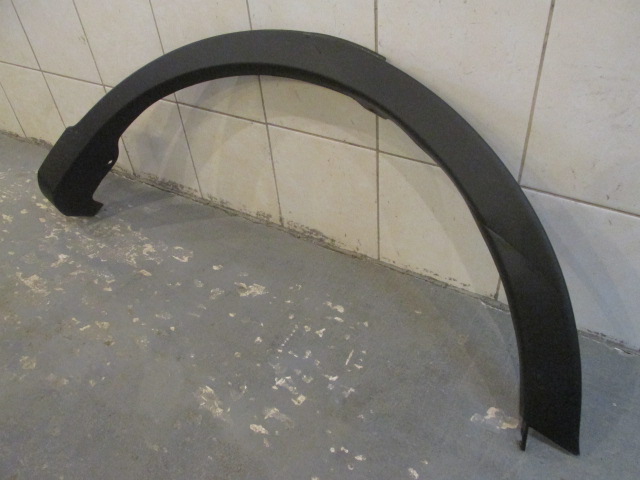 Накладка заднего крыла левого