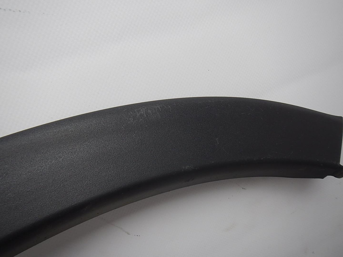 Накладка заднего крыла левого