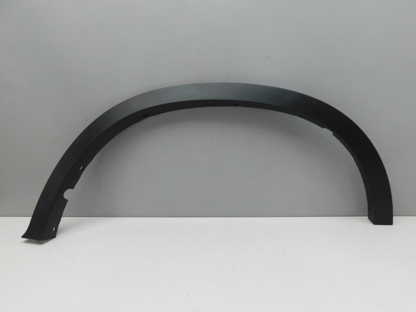 Накладка заднего крыла левого