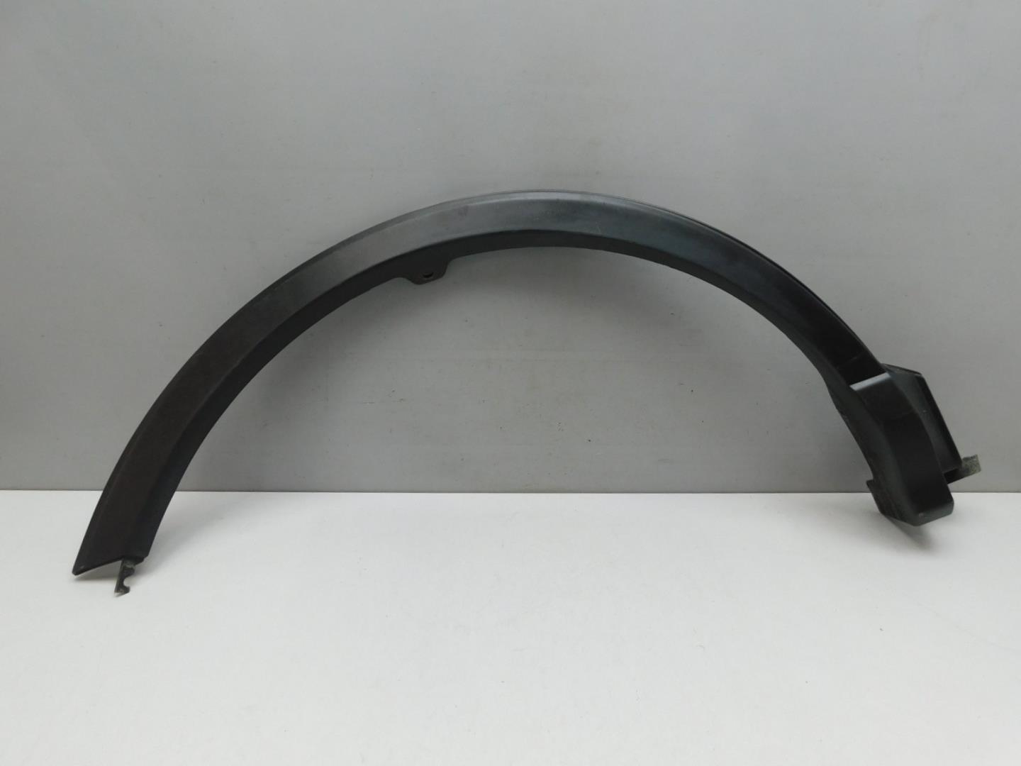 Накладка заднего крыла правого