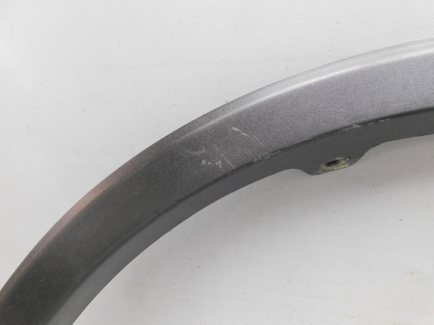 Накладка заднего крыла правого