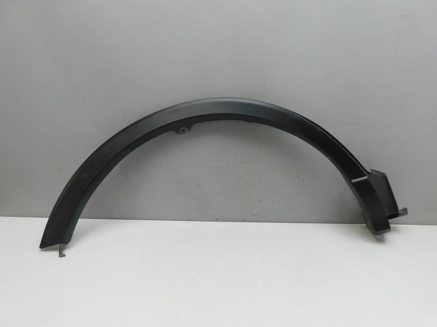 Накладка заднего крыла правого