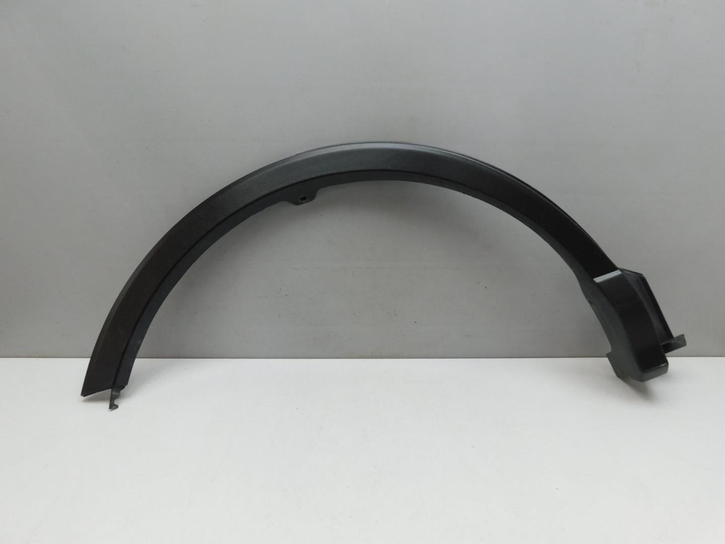 Накладка заднего крыла правого