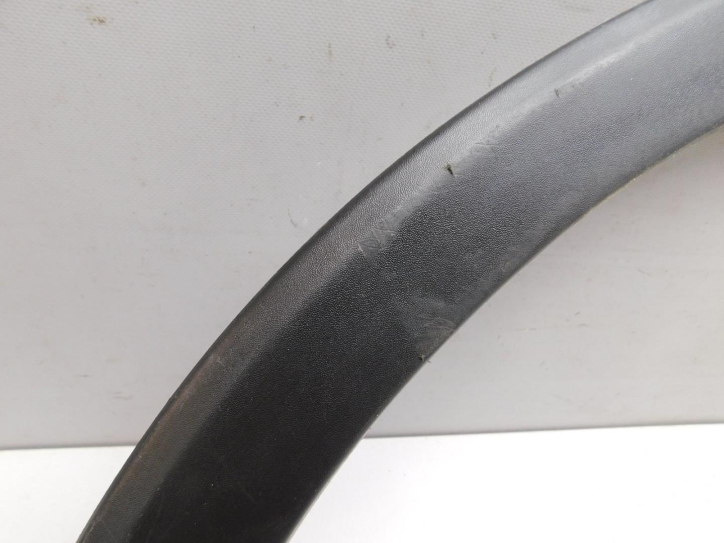 Накладка заднего крыла правого