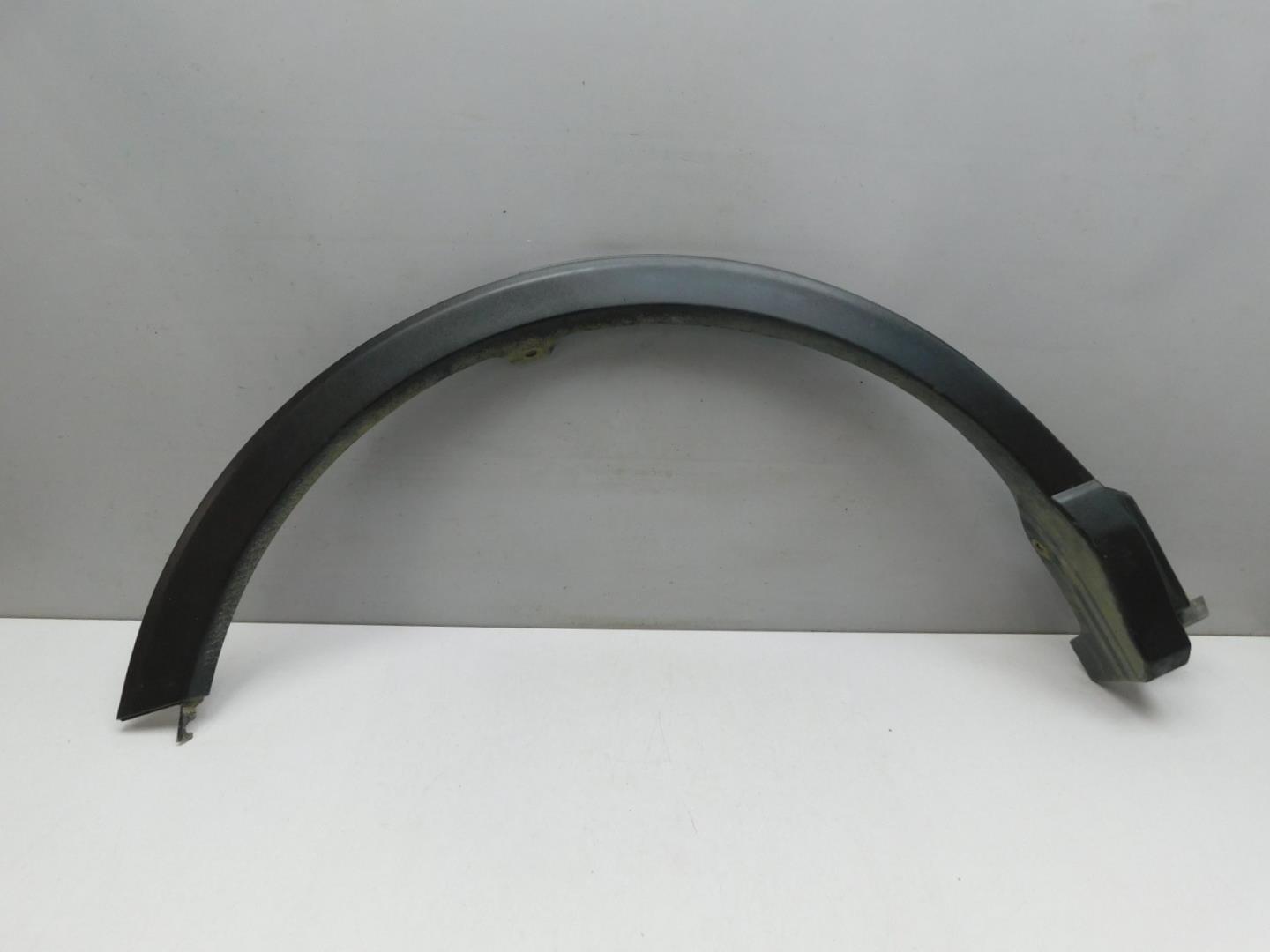 Накладка заднего крыла правого