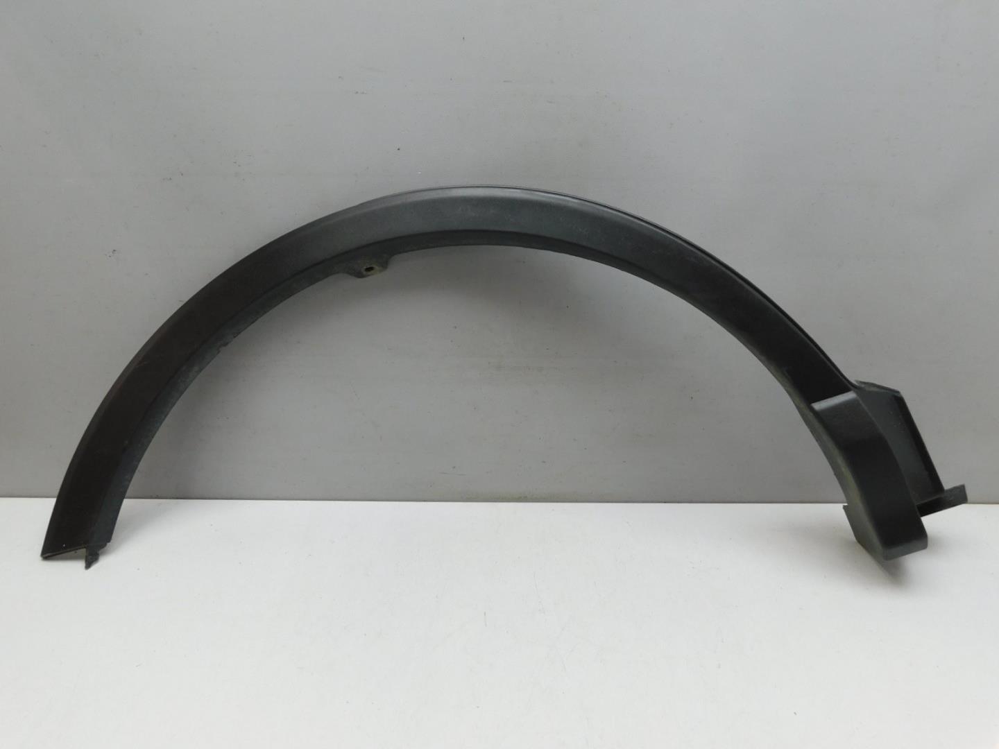 Накладка заднего крыла правого