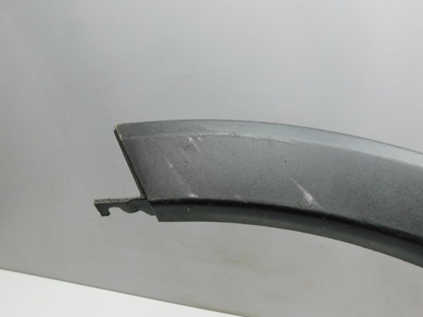 Накладка заднего крыла правого