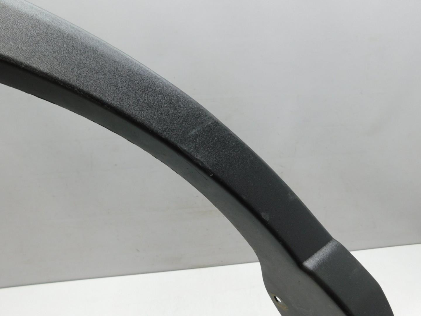 Накладка заднего крыла правого