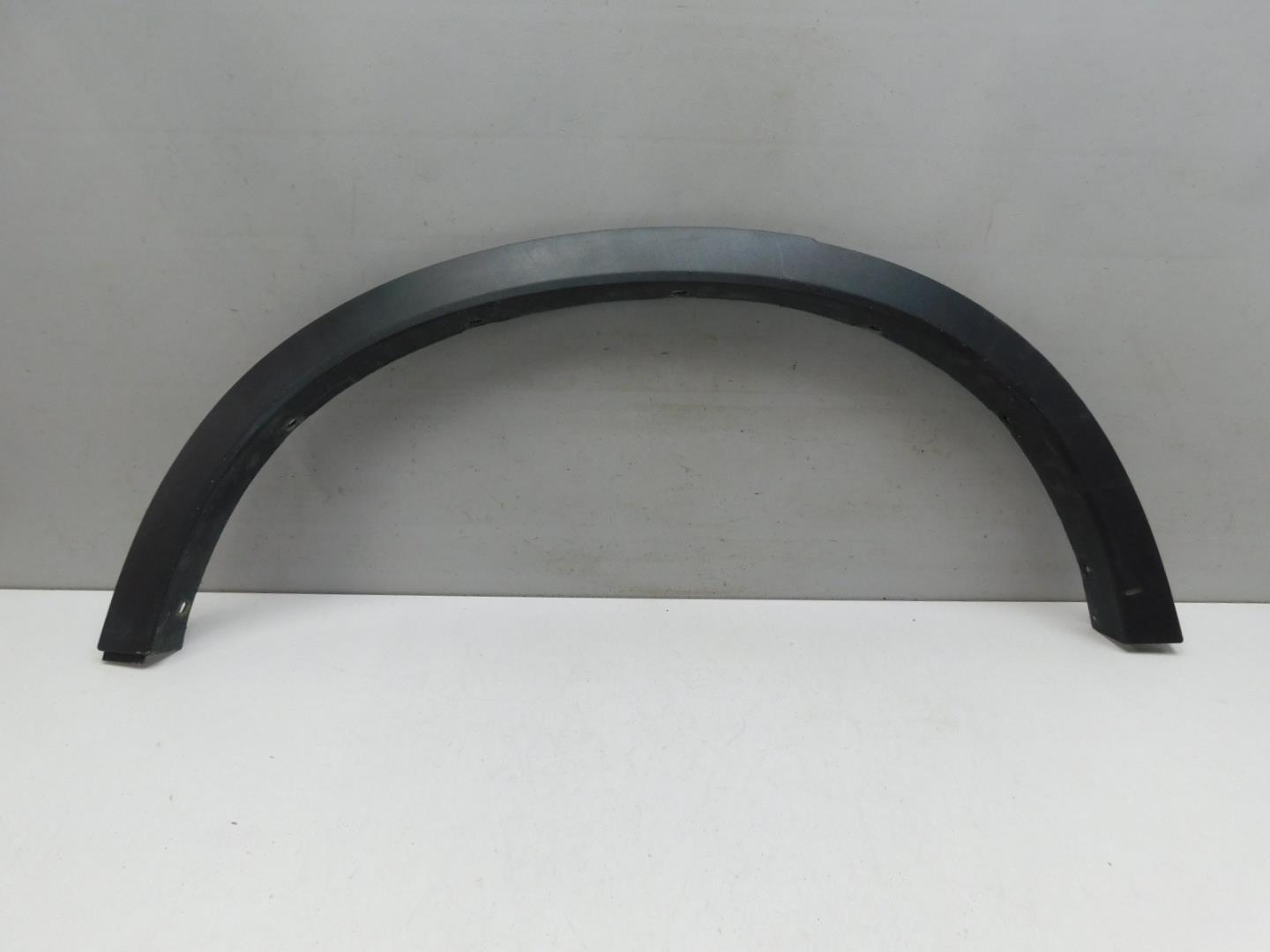 Накладка заднего крыла правого