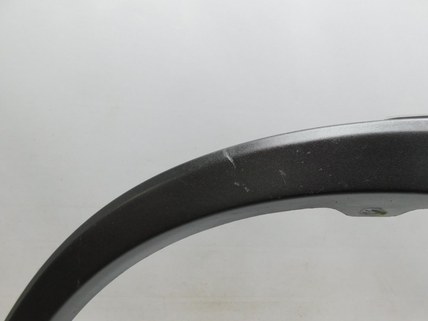 Накладка заднего крыла правого