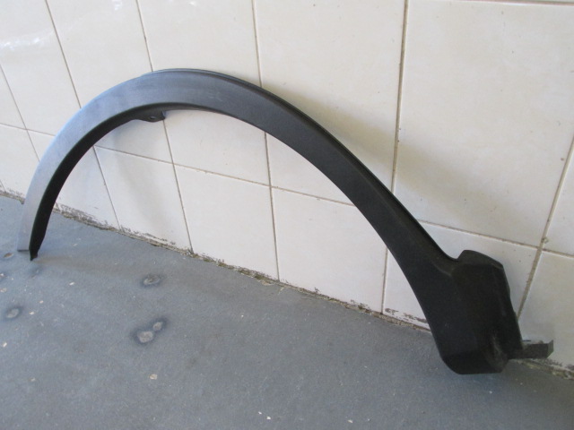 Накладка заднего крыла правого
