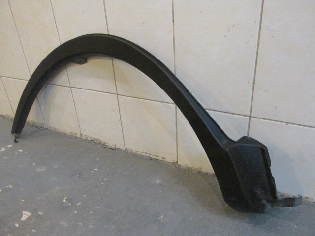 Накладка заднего крыла правого