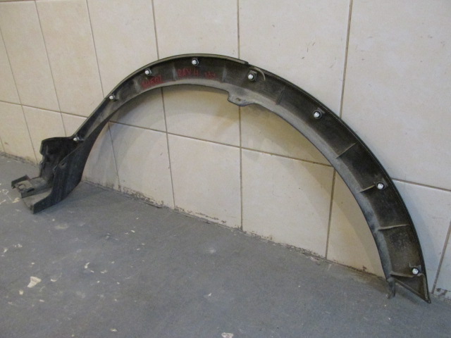 Накладка заднего крыла правого