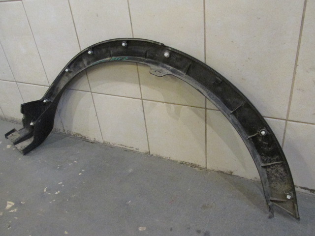 Накладка заднего крыла правого