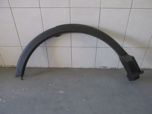 Накладка заднего крыла правого