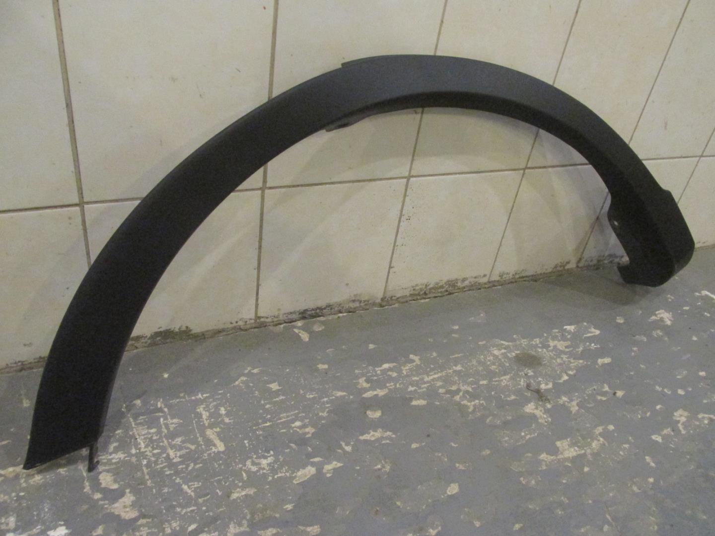 Накладка заднего крыла правого