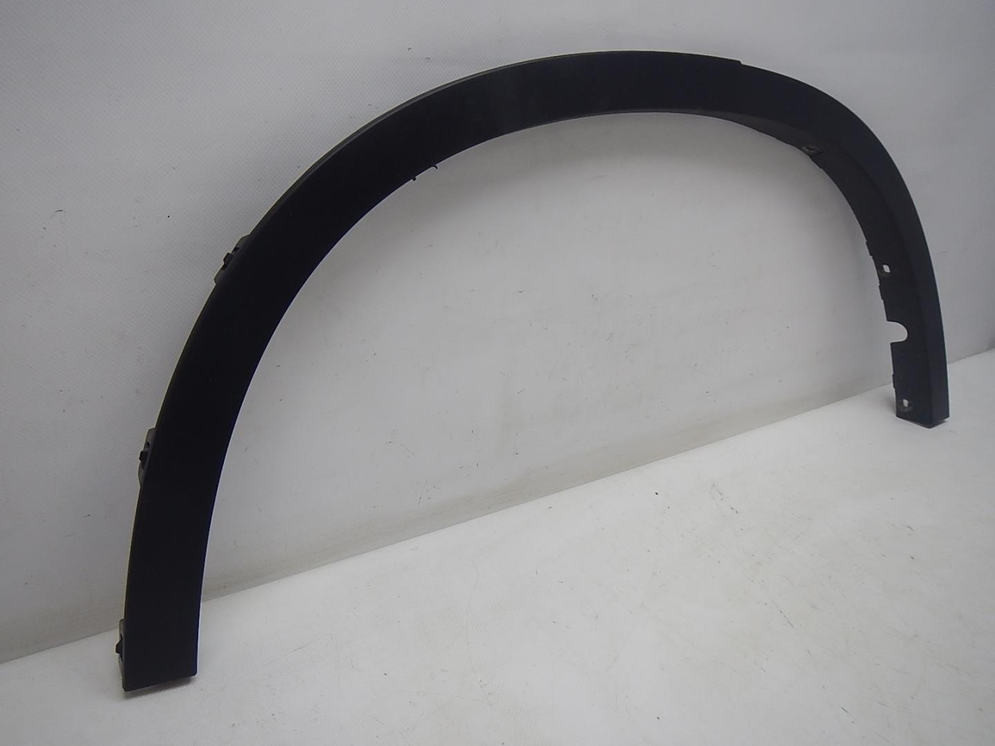 Накладка заднего крыла правого