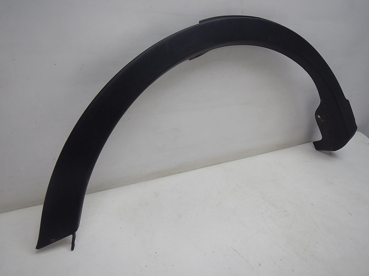 Накладка заднего крыла правого