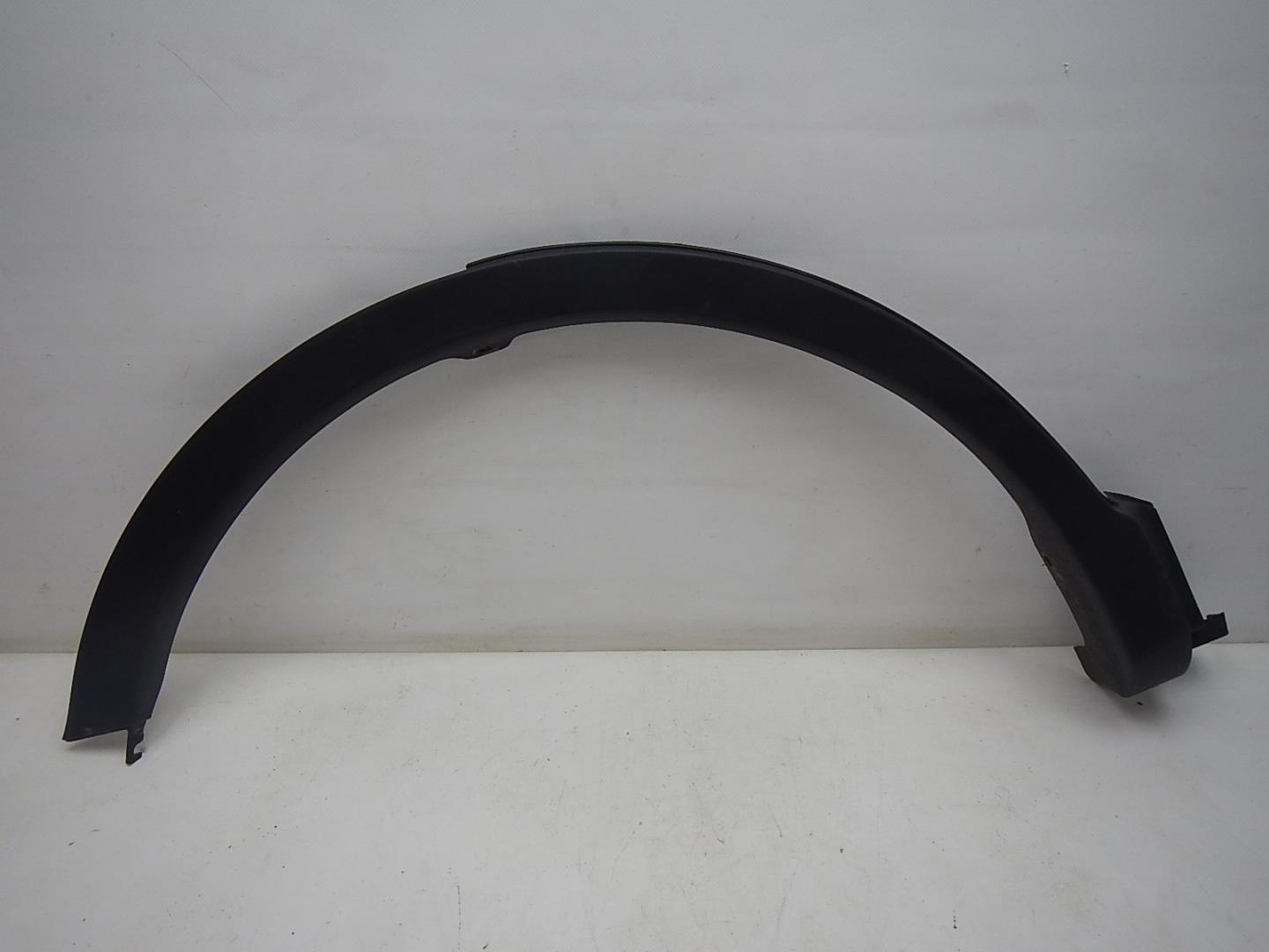 Накладка заднего крыла правого