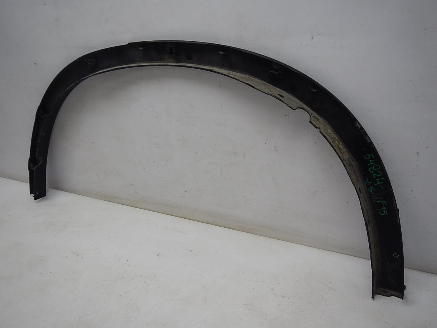 Накладка заднего крыла правого