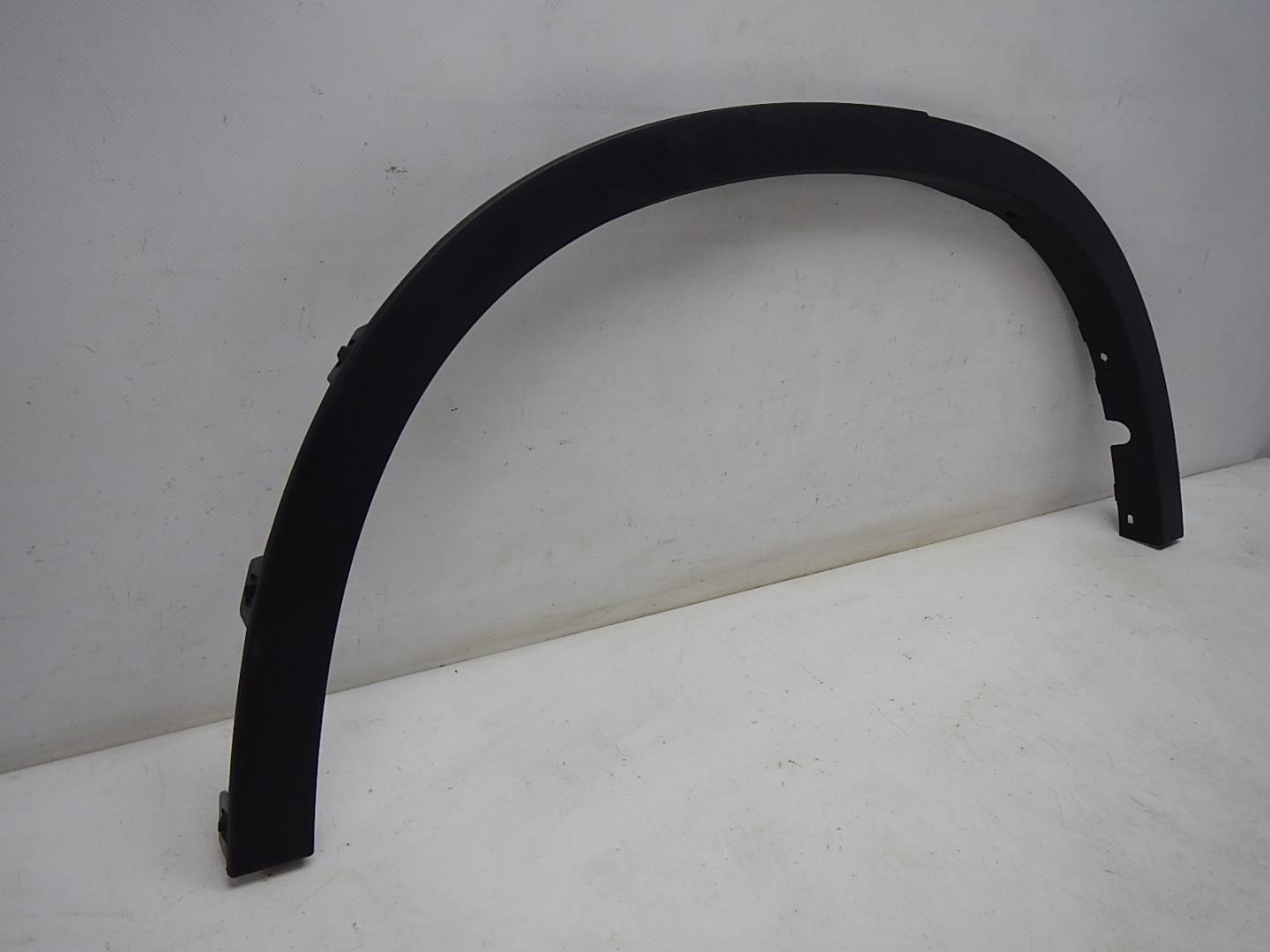 Накладка заднего крыла правого