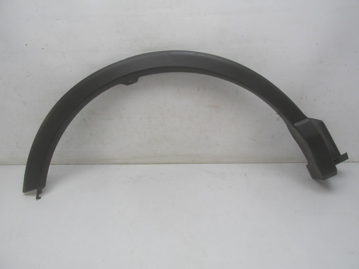 Накладка заднего крыла правого