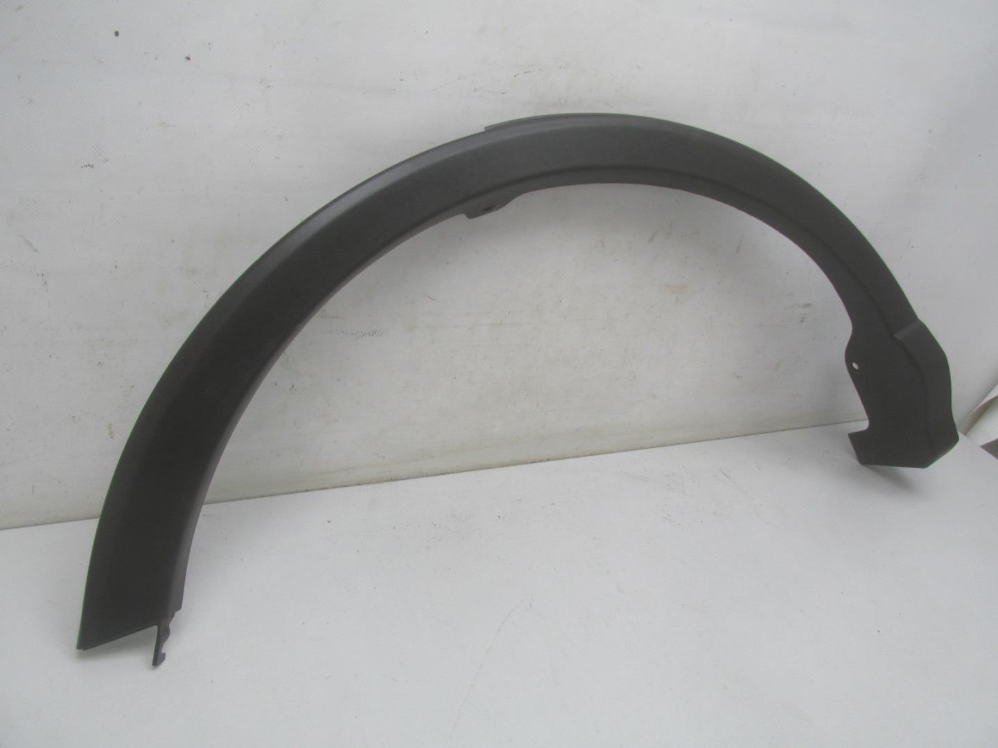 Накладка заднего крыла правого