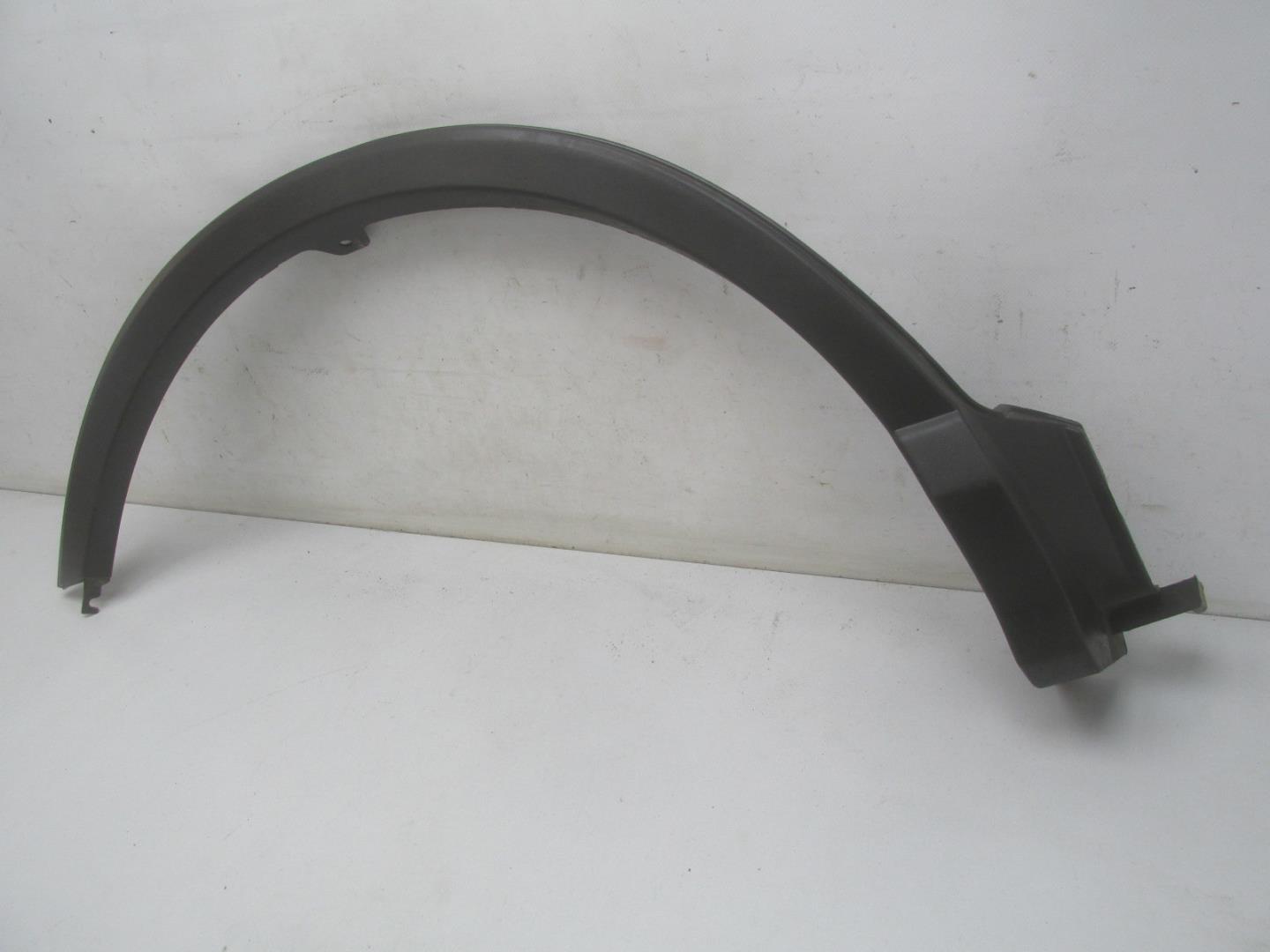 Накладка заднего крыла правого