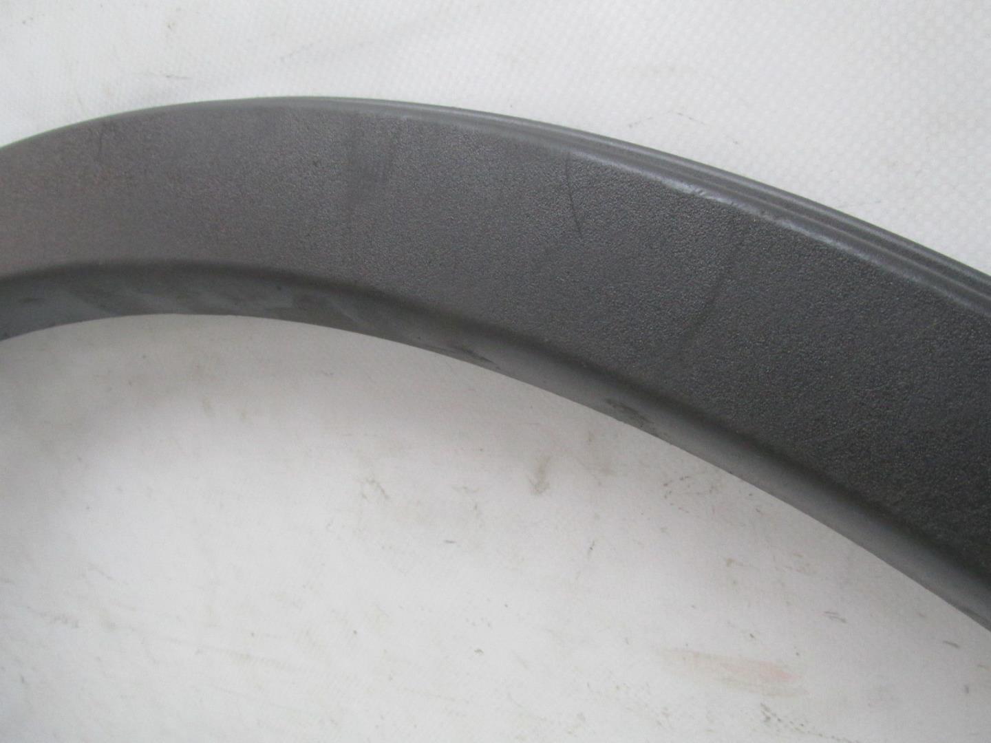 Накладка заднего крыла правого