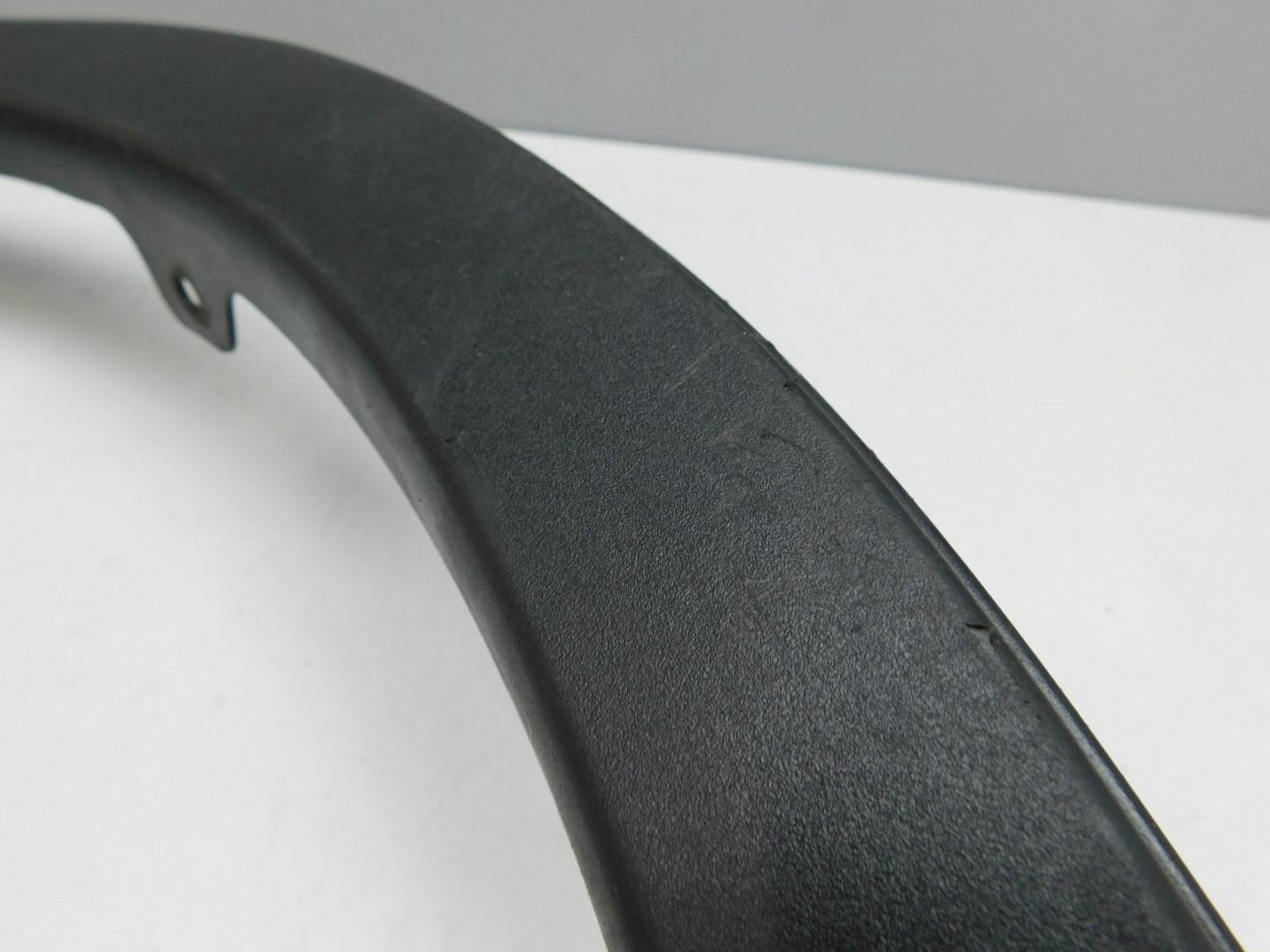 Накладка заднего крыла правого