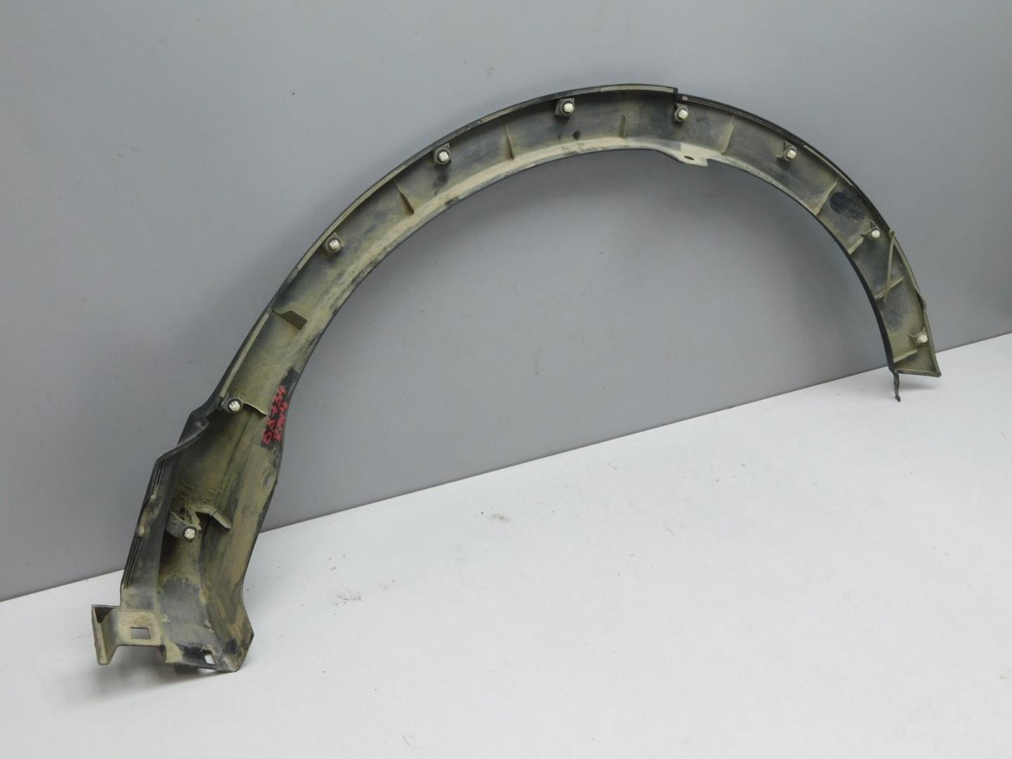 Накладка заднего крыла правого