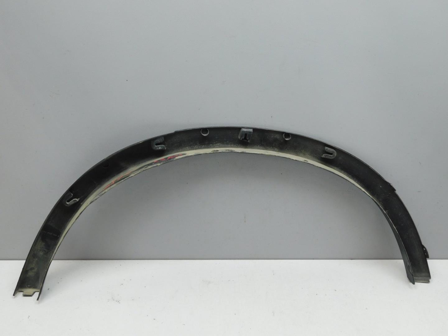 Накладка заднего крыла правого