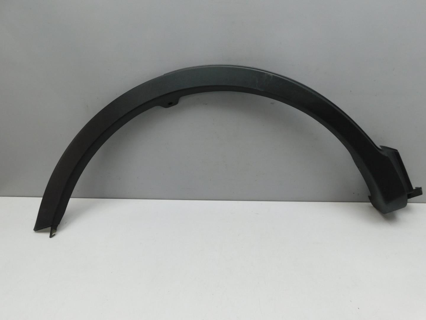 Накладка заднего крыла правого