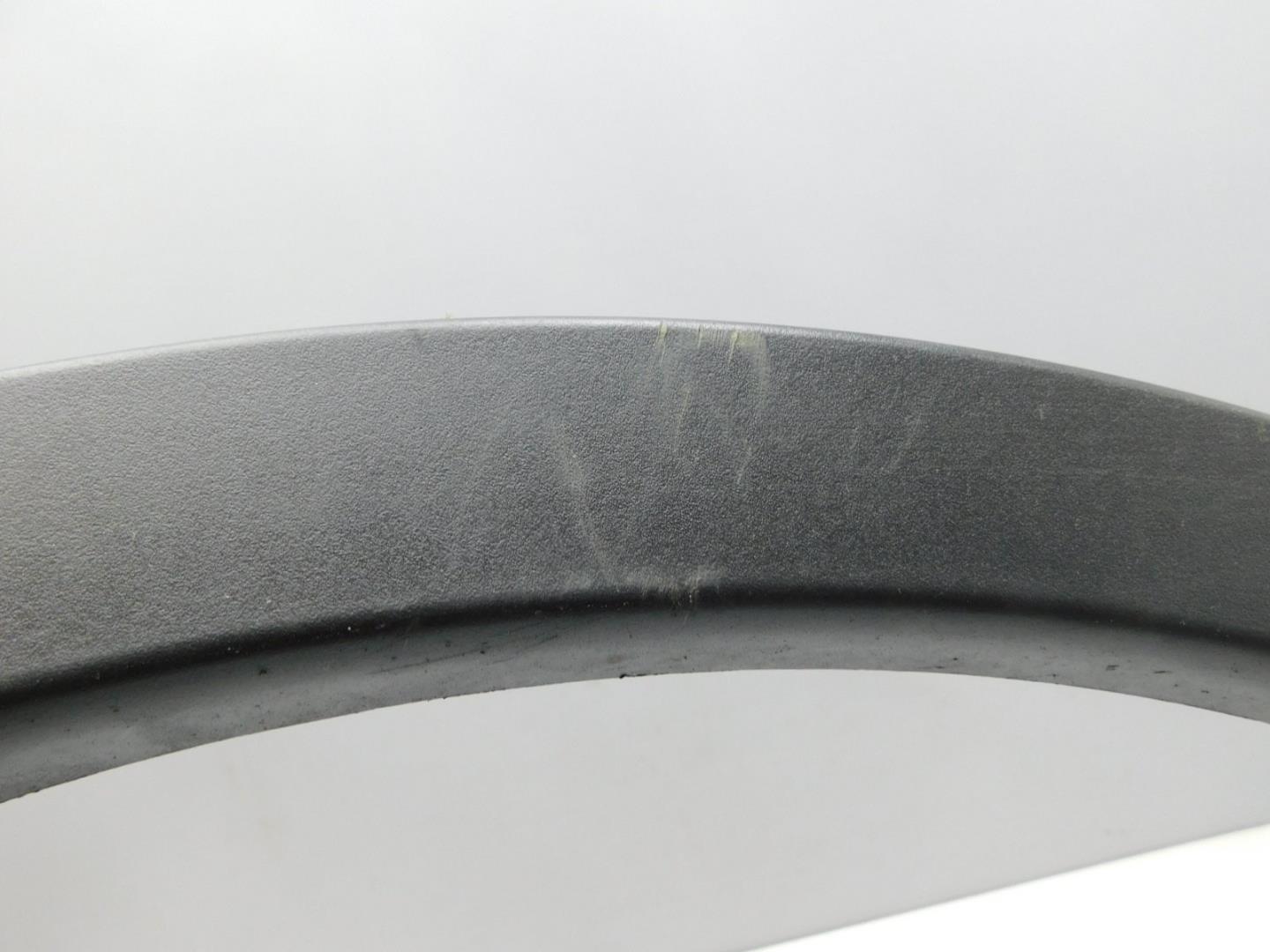 Накладка заднего крыла правого