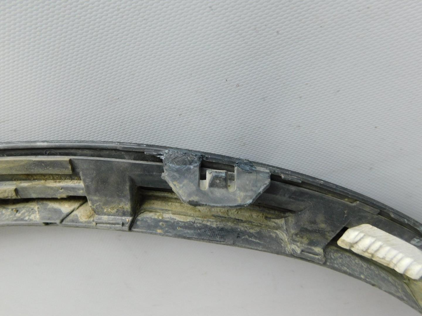 Накладка заднего крыла правого