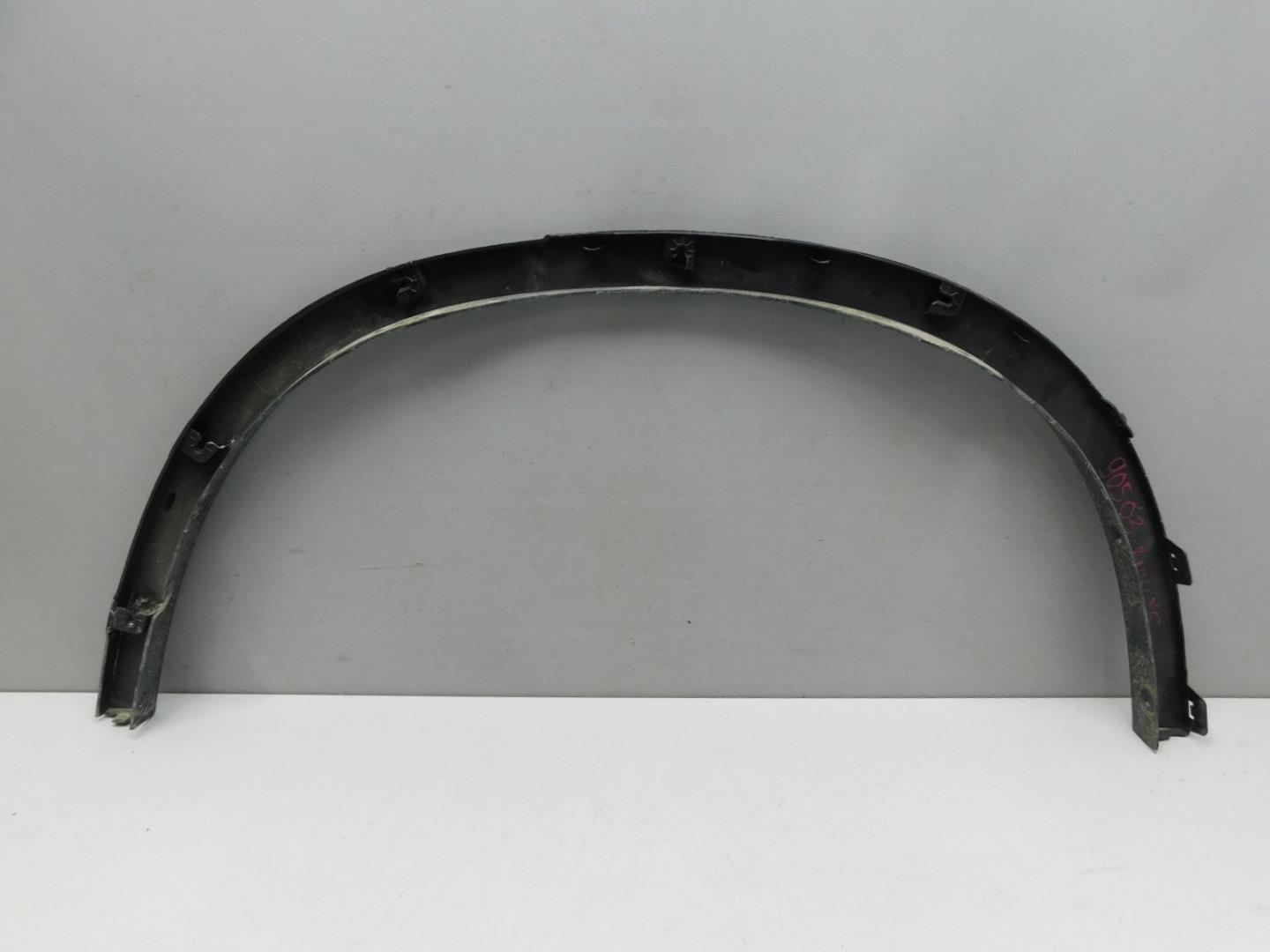 Накладка заднего крыла правого