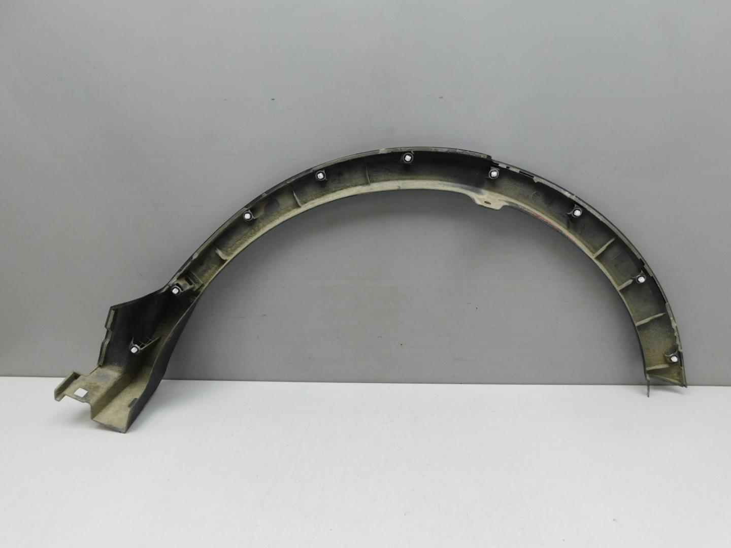 Накладка заднего крыла правого