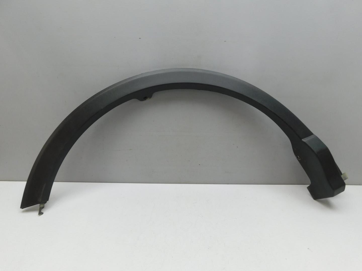 Накладка заднего крыла правого