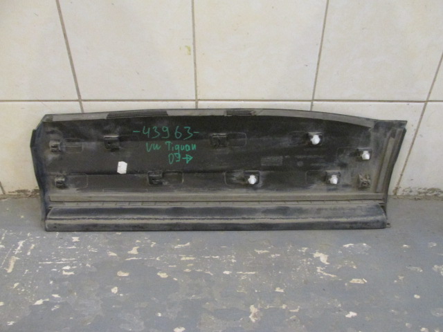 Накладка двери задней правой