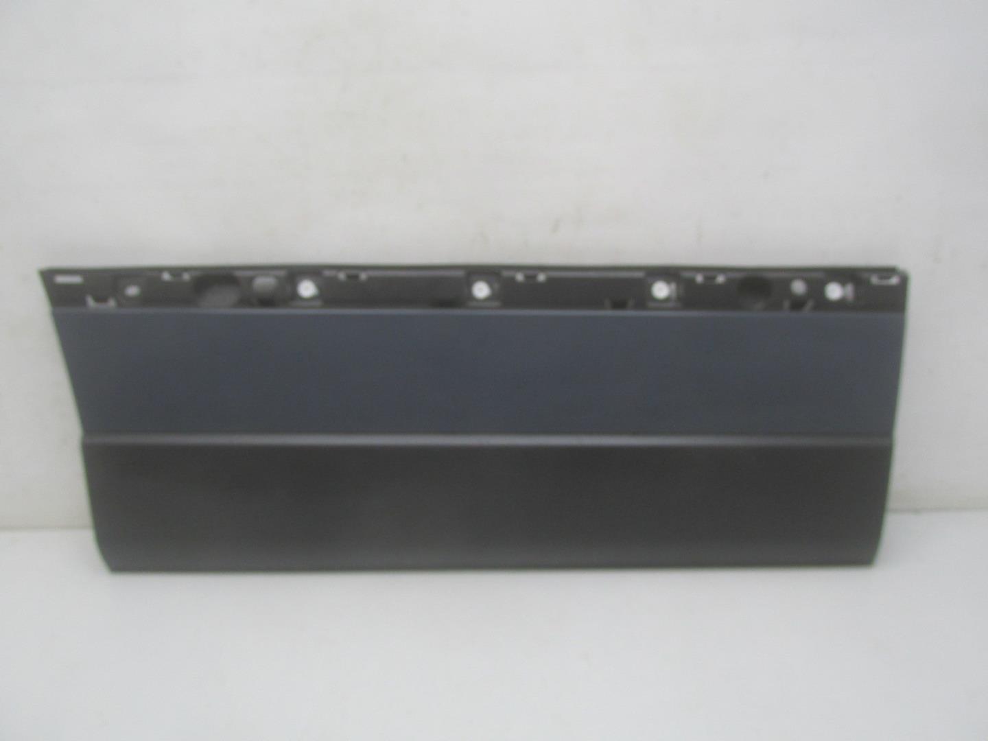 Накладка двери задней правой