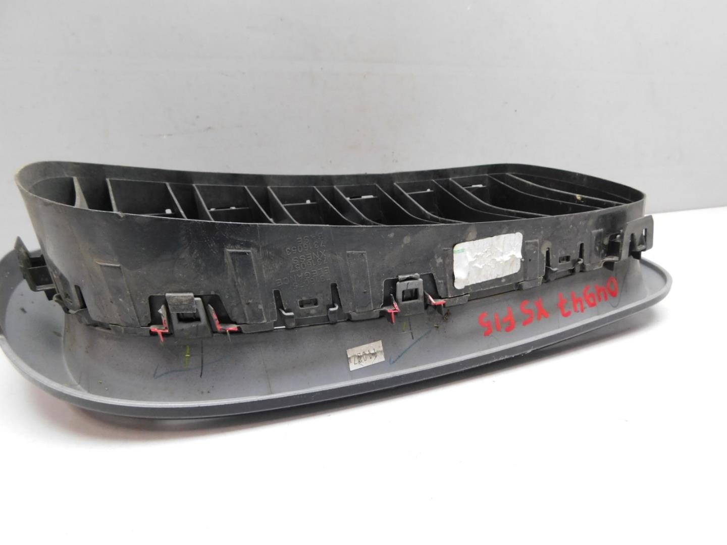 Решетка радиатора