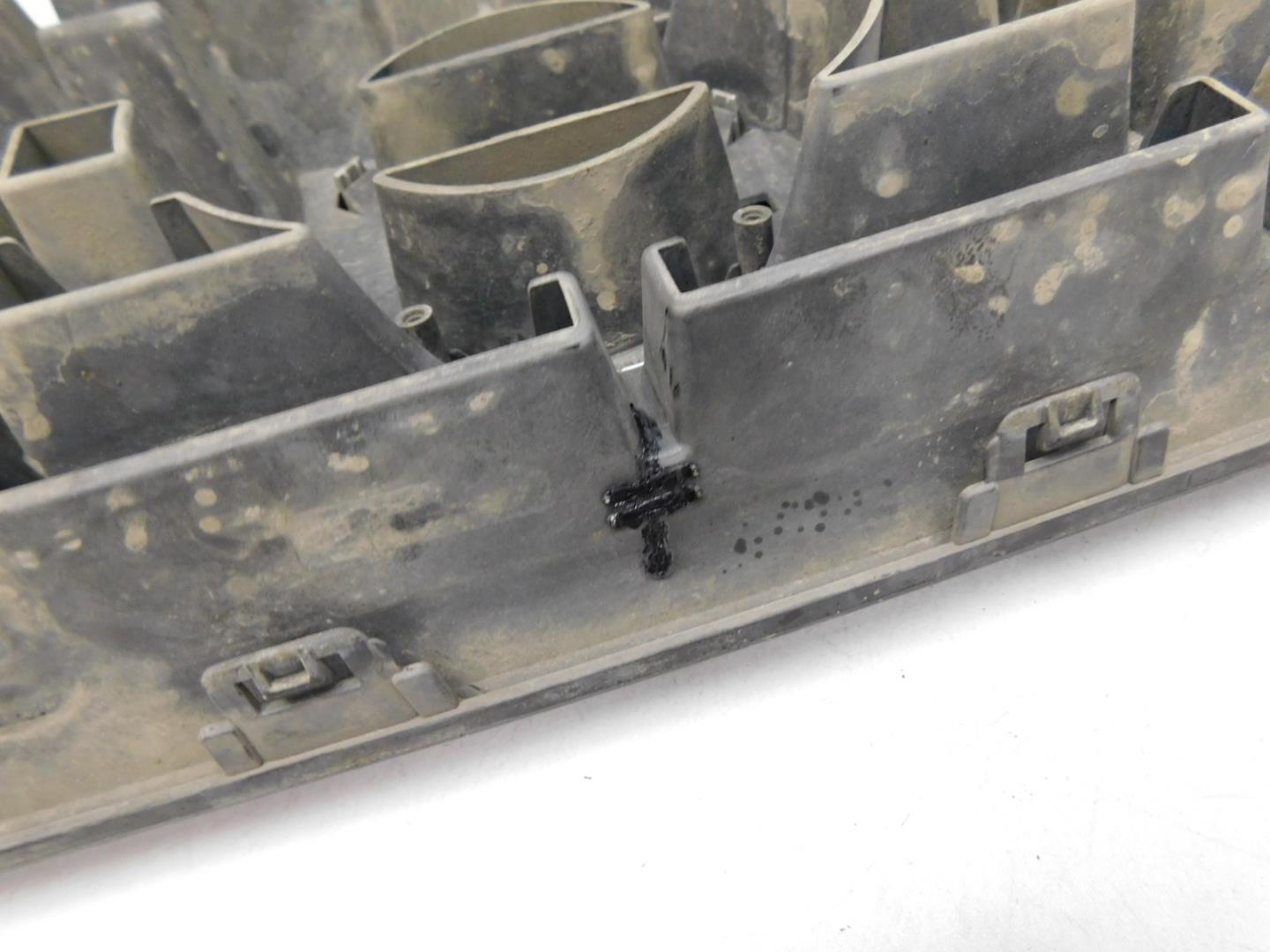 Решетка радиатора