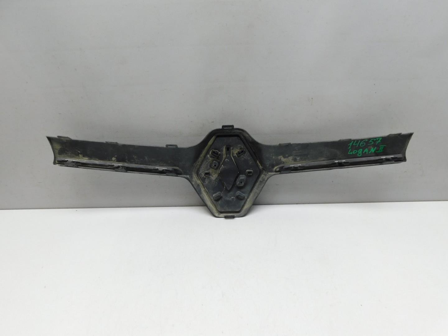 Накладка на решетку радиатора