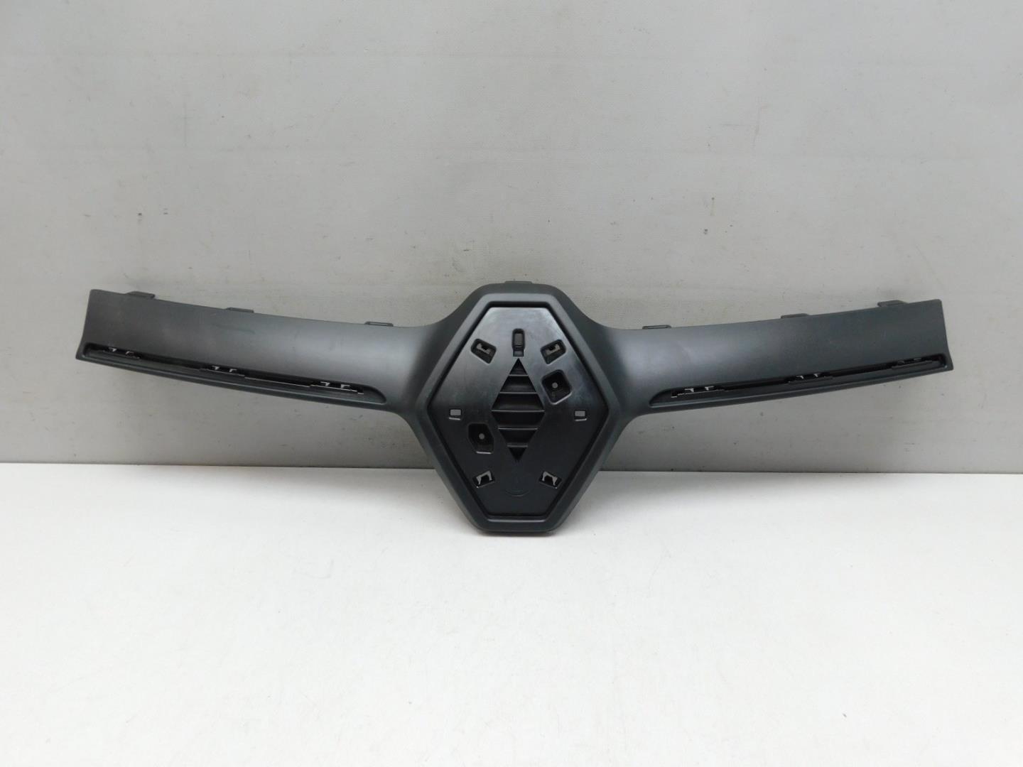 Накладка на решетку радиатора