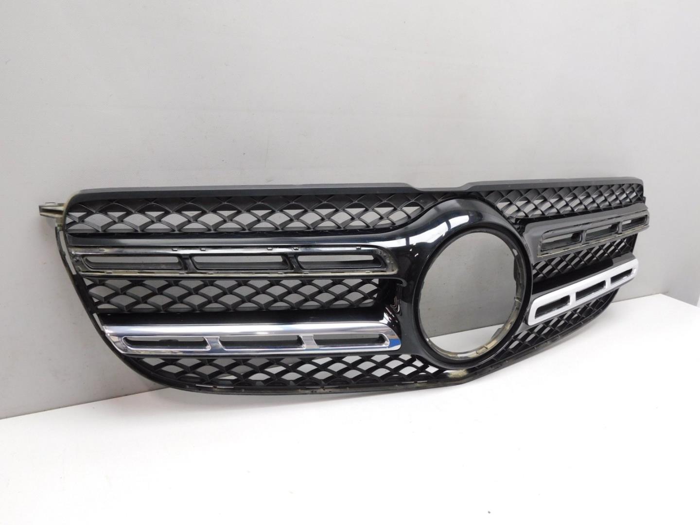 Решетка радиатора